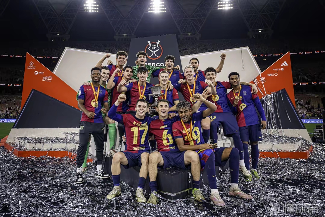 包含今晨尤文图斯备战欧冠里昂队长鼓劲备战国王杯，上海海港止住颓势备战全明星赛都惊呆了的词条-9游